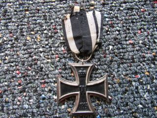 Wwi German Iron Cross Second Class Medal With Ribbon