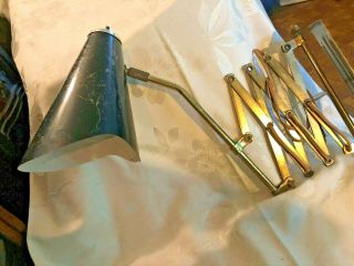 Vintage Mid - Century Metal Wall Scissor Lamp Light Pulls Out