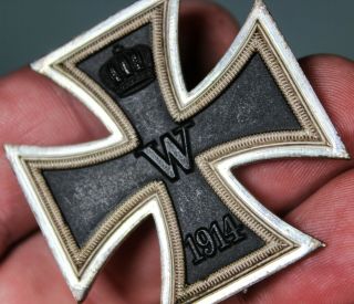 WW1 German EK1 Iron Cross First Class.  Magentic.  Frosting.  WW2 Issue.  MI275 3