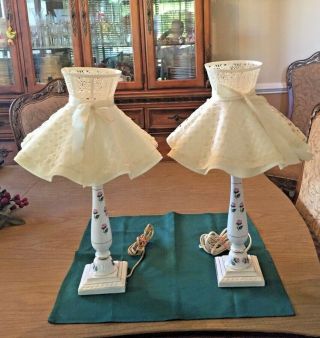 Vtg Boudoir Ceramic Porcelain Vanity Lamps W/shades Roses & Gold Trim