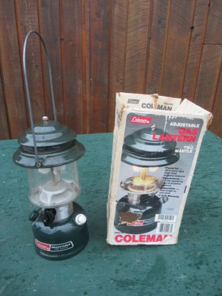 Vintage Coleman Lantern Green Canada Model 288a700 Dated 11 89 1989