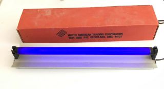 Vintage Black Light Lamp For Poster 70’s Box American Trading Corp