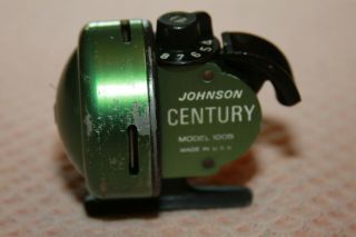 Vintage Johnson Century 100 B Spincast Reel,  Made In Usa.