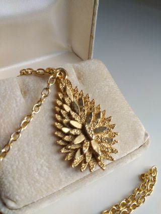 Vintage 70s Modernist Pendant Necklace Gold Tone Machine Etched Textured