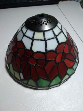 1 Vintage Stained Glass Tiffany Style Pendant Lamp Shade 7 Inches Wide 4 Tall.
