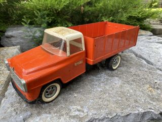 Vintage Tru Scale International Harvester Farm Truck Construction Orange
