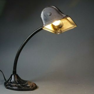 Vintage Faries Mfg Co D - 960 Cast Iron Base Goose - Neck Desk Lamp From The 1930 