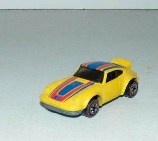 Vintage 1974 Hot Wheels Redline Flying Colors Yellow Enamel Porsche Carrera P911