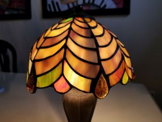 Tiffany Style Lamp With Two Shades Of Light.  Switch On And Off.  Great Price