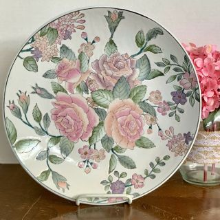 Hand Painted H.  F.  P.  Macau Decorative Porcelain Floral Chinese Plate