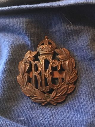 Rfc Royal Flying Corps Jr Gaunt Cap Badge Fire Gilt Ww1 R.  F.  C.  Hat Insignia