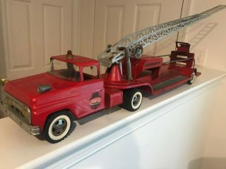 Vintage 1962 - 64 Tonka M.  F.  D.  Aerial Ladder Fire Truck -