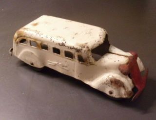 Vintage Wyandotte or marx Greyhound Bus Pressed Steel Toy 3