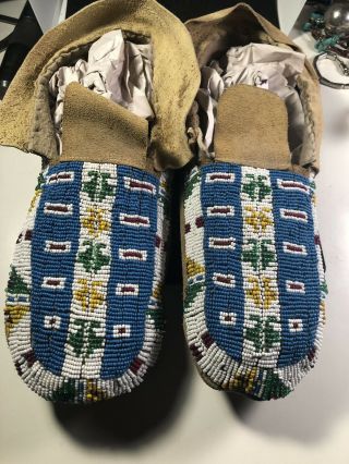 Vintage Sioux Indian Beaded Hide Moccasins Sinew Sewn