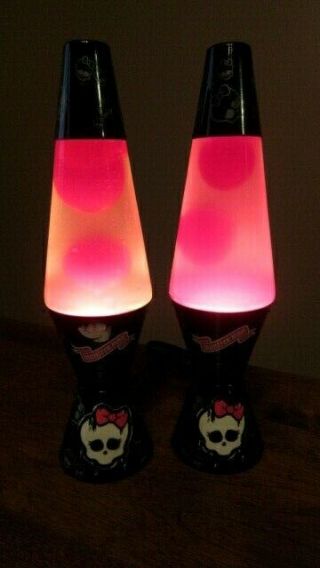 2011 Mattel Monster High - Pink Lava - Black/White Lamps - 11 - 1/2 