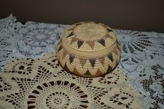 Vintage Finely Woven Small Native Basket With Lid Black And Brown
