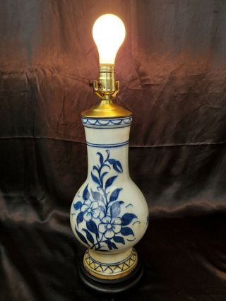 Vintage Table Lamp Blue White Painted Porcelain Asian Ginger Jar Style Mcm