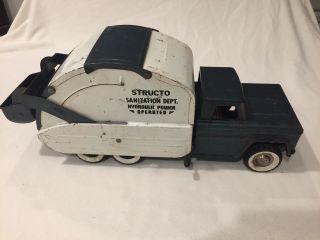 1960S STRUCTO PRESSED STEEL HYDRAULIC SANITATION TOY TRUCK 18 IN LONG 2
