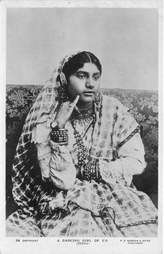 Lot142 Real Photo Pakistan A Dancing Girl Of Up India Types Folklore Costume