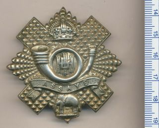 Great Britain - The Highland Light Infantry Cap Long Scroll Badge (kk683)
