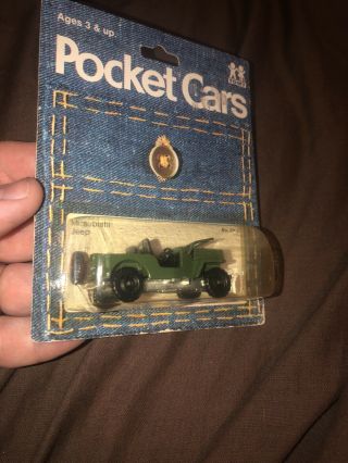 Mitsubishi Jeep Green No.  25 Tomica Tomy Pocket Die - Cast Toy Car Japan Rare