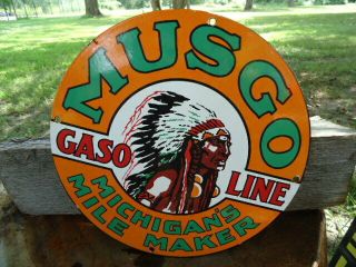 Old Vintage 1950s Musgo Gasoline Motor Oil Porcelain Gas Pump Sign Station Mich.