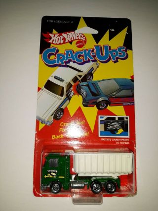 Hot Wheels Crack - Ups Cab Cruncher.  1985 Mattel.  (p - 4)