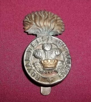 Ww I British Army Military Cap Badge The Royal Welsh Fusiliers 1914 - 1918