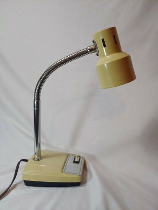 Vintage 1960s Metal Gooseneck Desk Lamp 16.  5 
