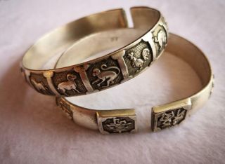 Old Handwork Miao Silver Carved Lucky Chinese Zodiac Adjust Bracelet Bangle