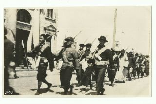 China Shanghai Photo Civil Soldiers With Guns In A Street 1930s