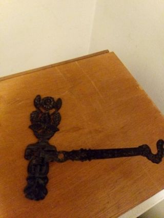 Vintage Cast Iron Oil Lamp Wall Mounting Bracket - Large And Fancy