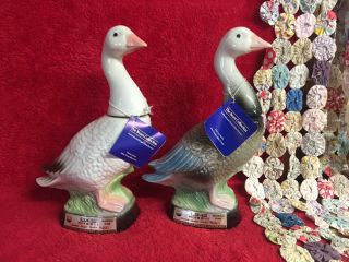 Vtg Set Of 2 Snow Goose & Blue Goose Jim Beam 100 Months Old Decanters With Tags