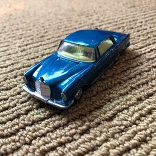 Corgi Toys No 230 1:43 Mercedes Benz 220 Se Coupe Blue W/ Spare Wheel