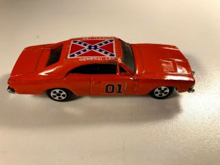 1981 The Dukes of Hazzard - ERTL - General Lee & Backing Card - 3