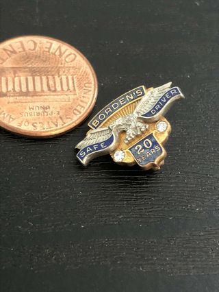 Vintage Bordens 20 Years Safe Driver Pin In 10k