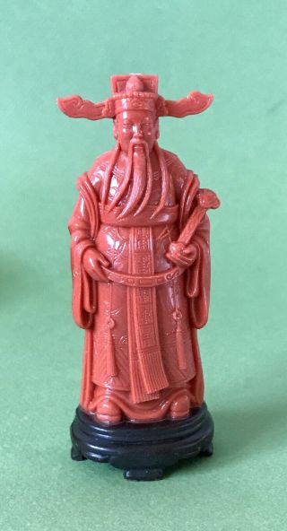 ⭐️Vintage 4” Molded Orange Plastic Hong Kong Asian Oriental Man Statue Figurine 2