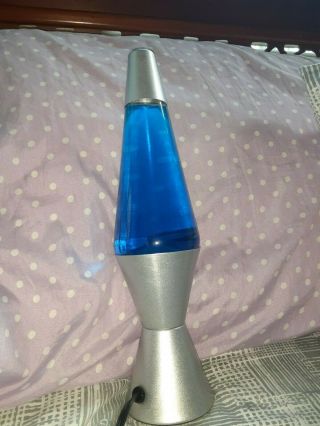 Lava Lite Yn - 482 14.  5 - Inch Silver Base Lamp With Purple Wax In Blue Liquid