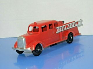Vintage Tootsietoy Mack L - Line Ladder Fire Pumper Truck U.  S.  A.  Mack Logo On Rear