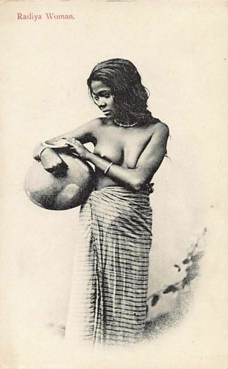 Sri Lanka - Ethnic Nude - Radiya Woman 1 - Publ.  The Colombo Apothecaries Co.  Lt