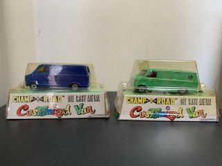 Champ Of The Road 1/50 Customized Vans - Set Of 2 From The 70 