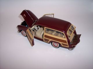 Franklin 1/24 1949 Ford Woody Wagon Maroon Body