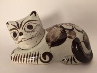 Vintage Mexican Tonala Ceramic Pottery Folk Art Hand Painted Cat Figurine