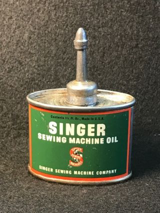 Vtg Singer Sewing Machine Co.  Oil Can Thumb Oiler With Cap