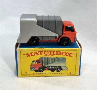 Matchbox 7C Ford Refuse Truck NrMIB Lesney England 2