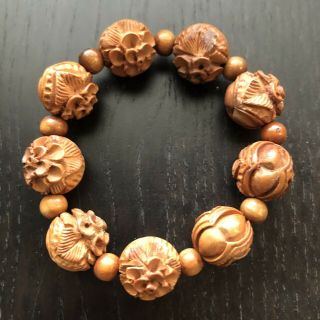 Fine Old Chinese Tibetan Carved Wooden Mala Bracelet Flower Art Relief Beads Nr