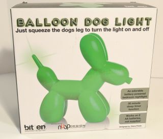 Bitten Balloon Dog Light Nightlight Battery Powered W.  30 Min Timer In Green