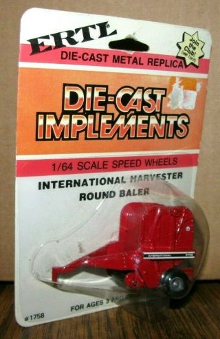 Ertl 1/64 Ih International Harvester 2400 Round Baler Toy 1758 Hay Gray Rims