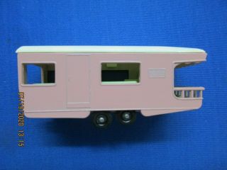 Matchbox / Lesney 1 - 75 Regular Wheels No.  23 - 5 " Trailer Caravan "