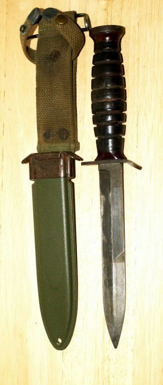 WWII US M3 Fighting Knife: Marked USM3 Imperial on Guard with USM8 on Scabbard 2